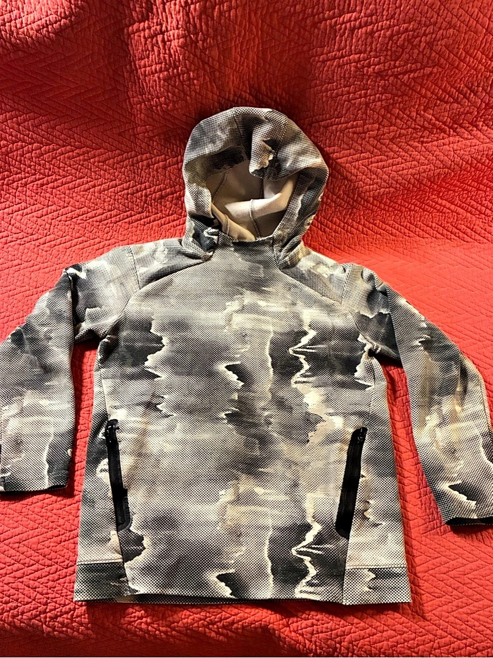 Old Navy Active Dynamic Fleece Kids Large (10-12) Gray Black pullover with hood